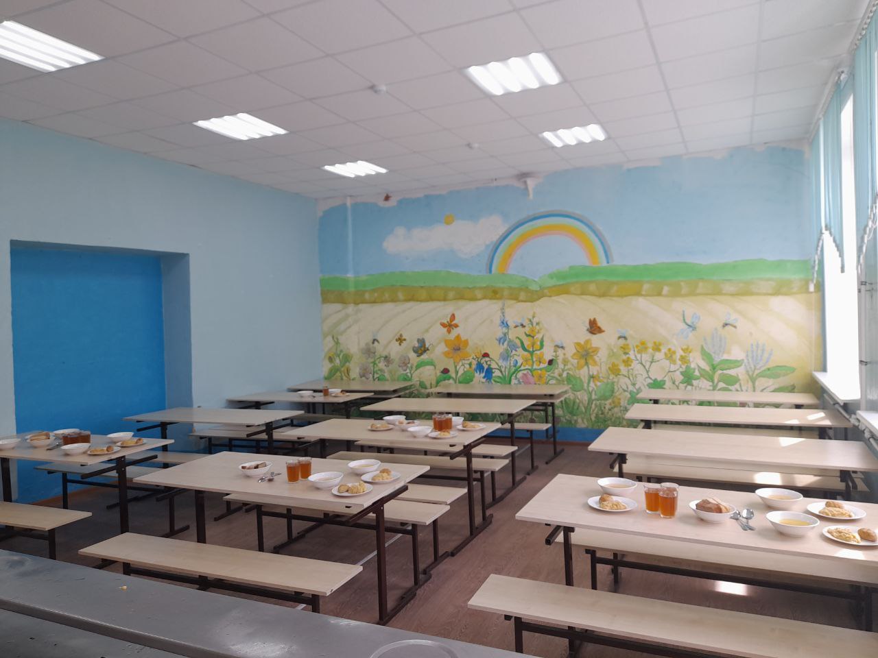 Столовая.